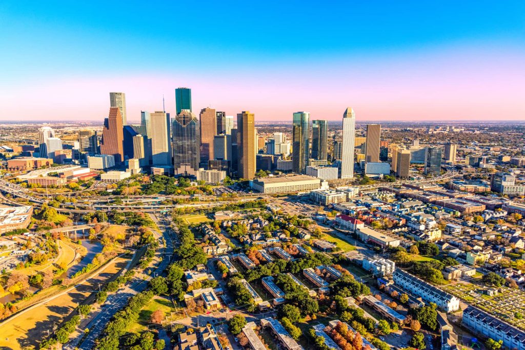 Moving to Texas: A Newcomers Guide to Houston and Its Neighborhoods